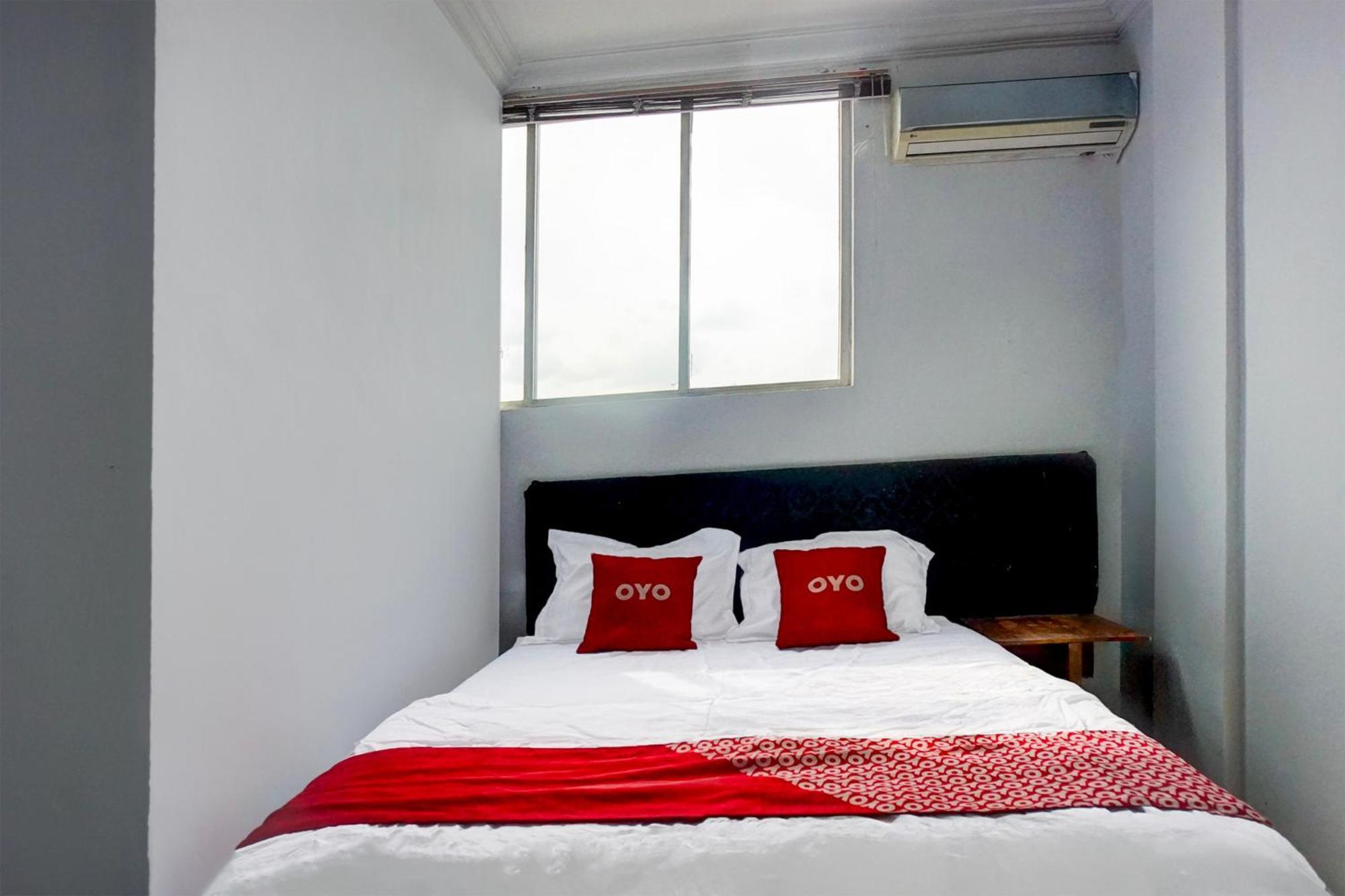 Hotel O Medan City Center Near Plaza Medan Fair Exterior photo